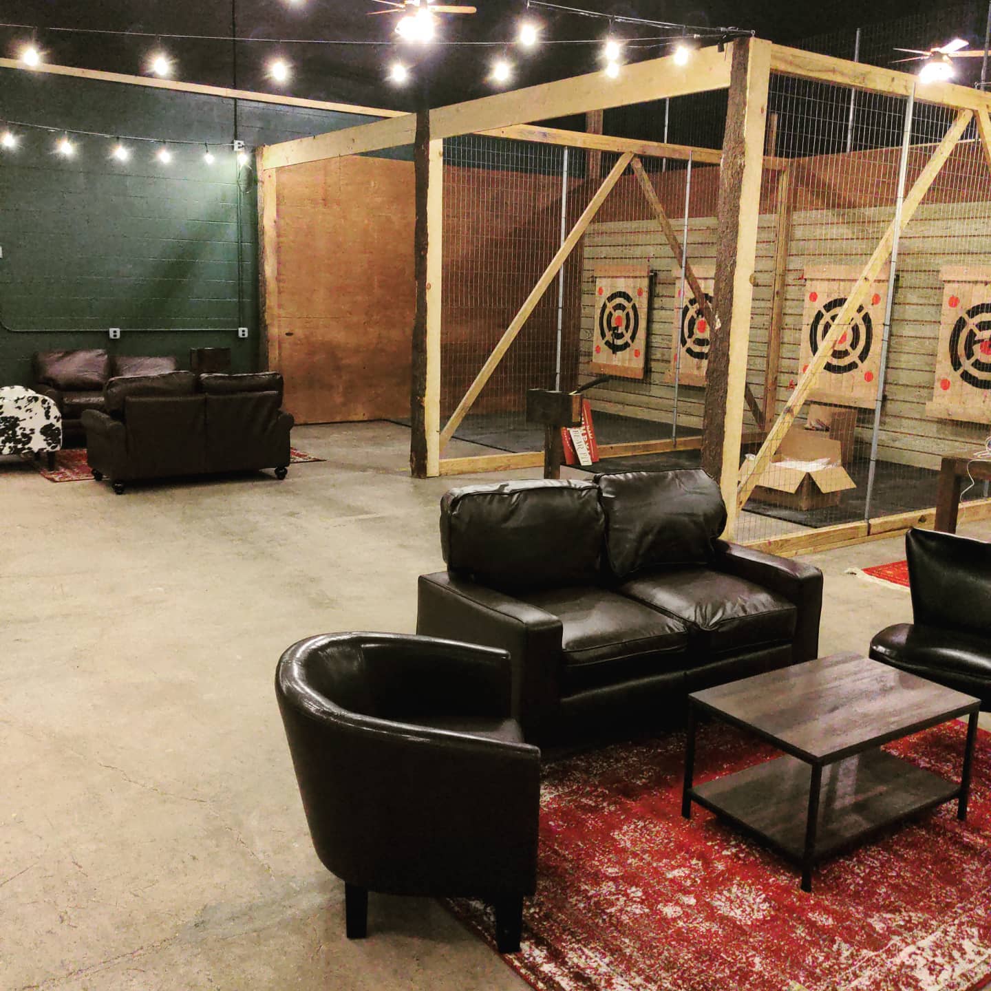 Stumpy's Hatchet House Visit CT